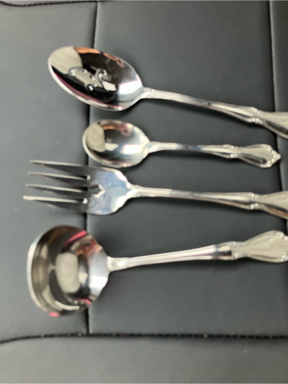 Oneida Oneidacraft Deluxe CHATEAU Stainless Flatware 4 SERVING PIECES